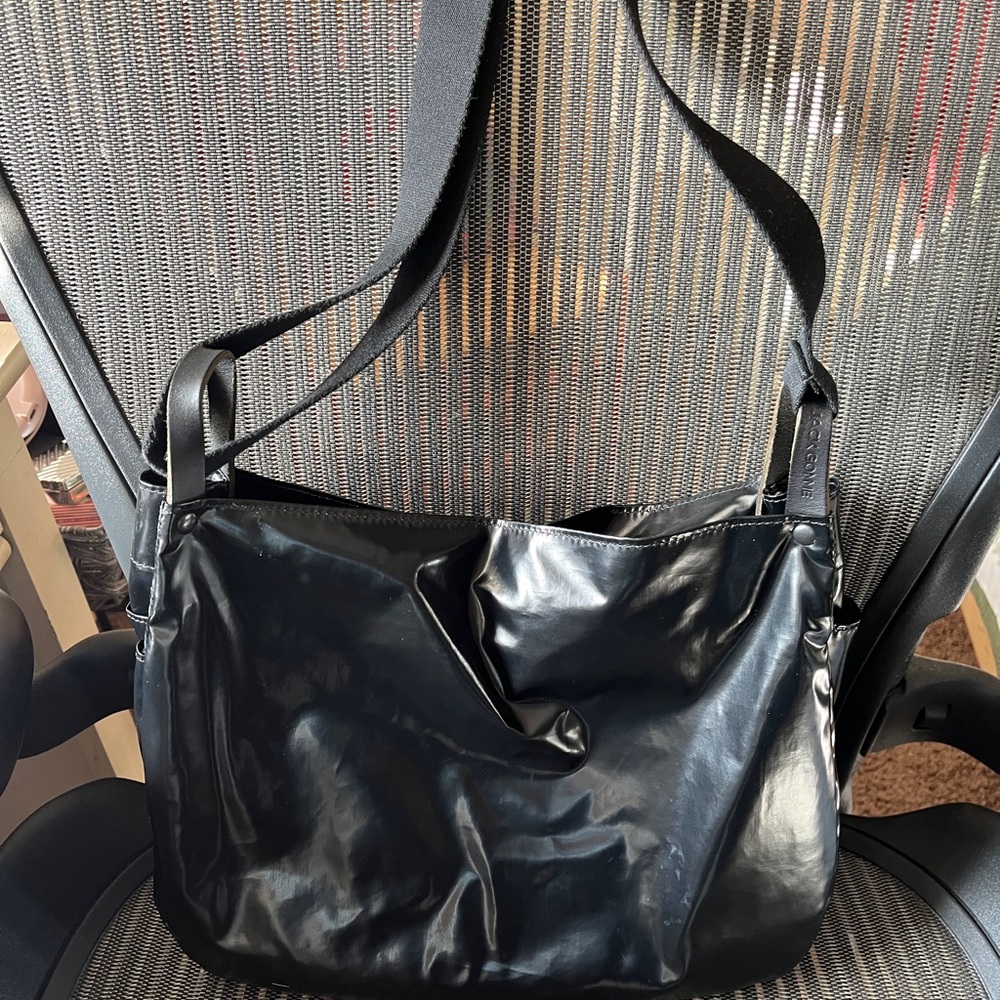 Elegant Black Crossbody Bag